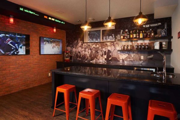 adnan-elladen-illaden-arthiteckt-art-yeg-edmonton-oilers-man-cave-grant-fuhr-nhl-hockey-coventry-homes-04